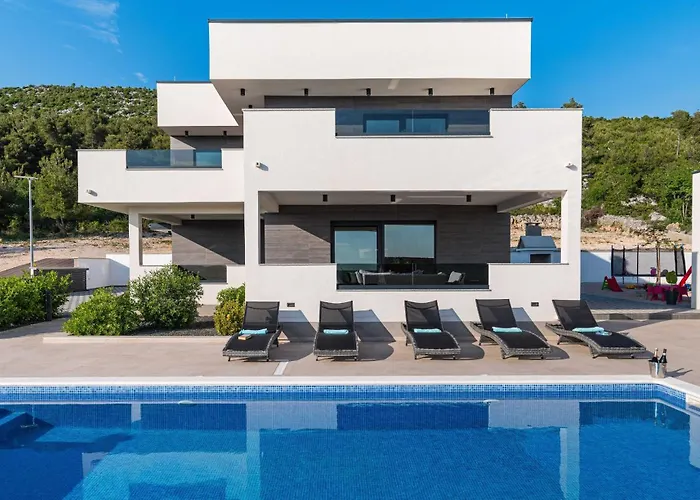 My Dalmatia - Luxury Burra With Private Pool, Jacuzzi And Sports Court * Stankovci (Zadar)