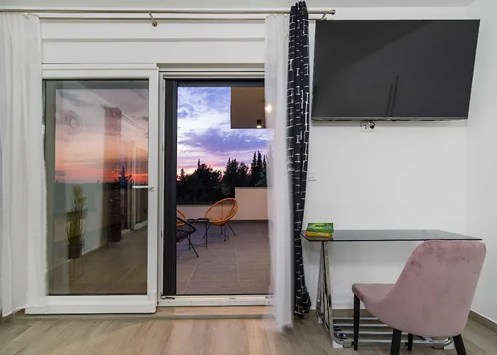 My Dalmatia - Luxury Burra With Private Pool, Jacuzzi And Sports Court Stankovci (Zadar)