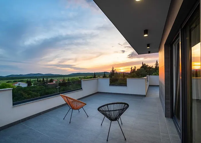 My Dalmatia - Luxury Burra With Private Pool, Jacuzzi And Sports Court Stankovci (Zadar)