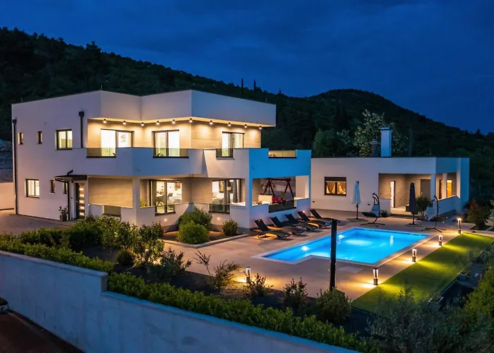 Villa My Dalmatia - Luxury Burra With Private Pool, Jacuzzi And Sports Court Stankovci (Zadar)