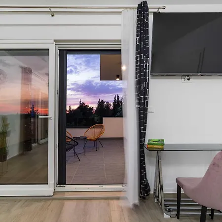 My Dalmatia - Luxury Burra With Private Pool, Jacuzzi And Sports Court Stankovci (Zadar)