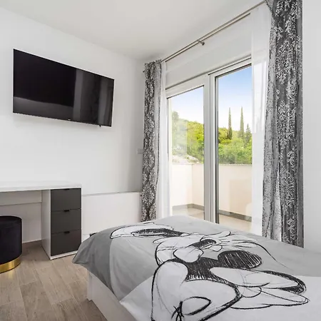 فيلة My Dalmatia - Luxury Burra With Private Pool, Jacuzzi And Sports Court