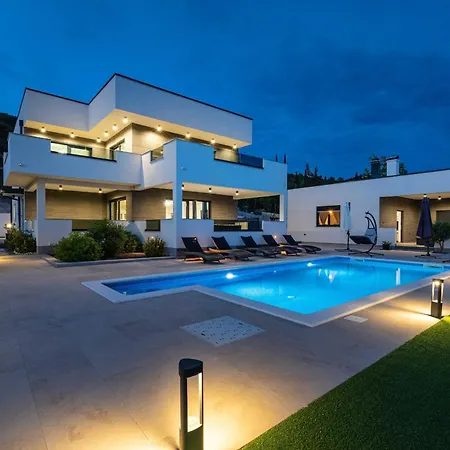 Villa My Dalmatia - Luxury Villa Burra With Private Pool, Jacuzzi And Sports Court *