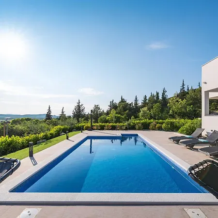 My Dalmatia - Luxury Burra With Private Pool, Jacuzzi And Sports Court Stankovci (Zadar)