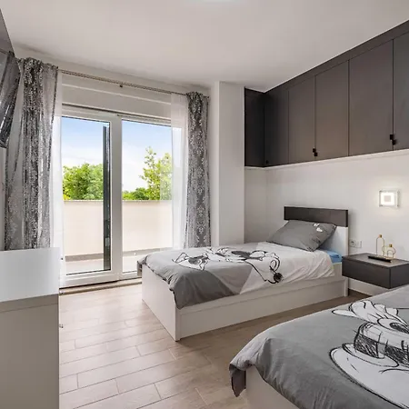 My Dalmatia - Luxury Burra With Private Pool, Jacuzzi And Sports Court فيلة *