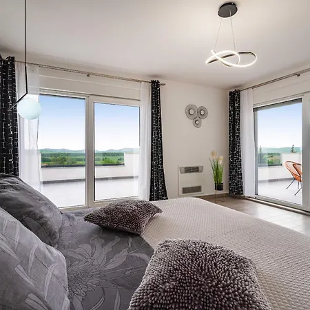 My Dalmatia - Luxury Burra With Private Pool, Jacuzzi And Sports Court