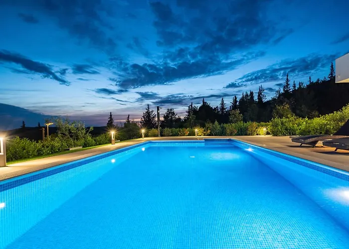 My Dalmatia - Luxury Burra With Private Pool, Jacuzzi And Sports Court Вилла *