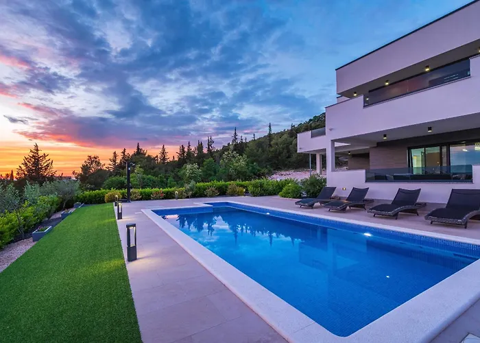My Dalmatia - Luxury Burra With Private Pool, Jacuzzi And Sports Court