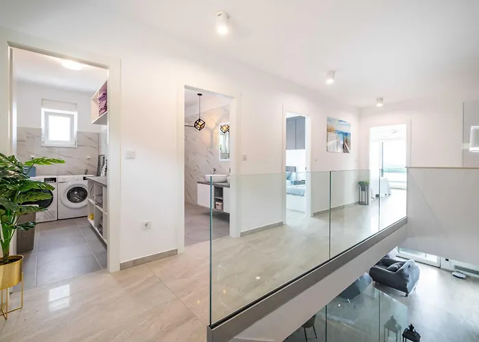 Вилла My Dalmatia - Luxury Burra With Private Pool, Jacuzzi And Sports Court *
